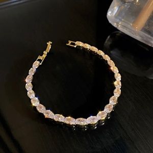 18 K gold trendy diamond bracelet